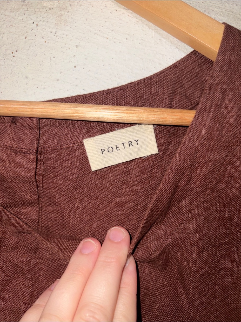 🌱Poetry Linen Button Back Tank - Picture 5 of 7